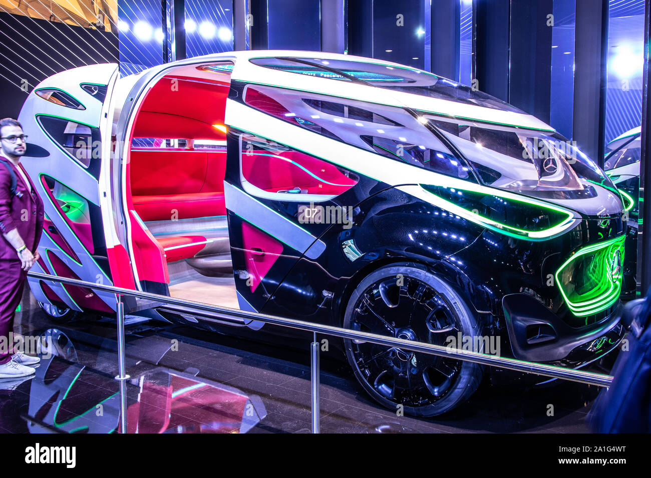 Francoforte, Germania, Sep 2019: Mercedes-Benz Visione Futura URBANETIC veicolo autonomo, IAA, concept prototipo autonom prodotta da Mercedes Benz Foto Stock