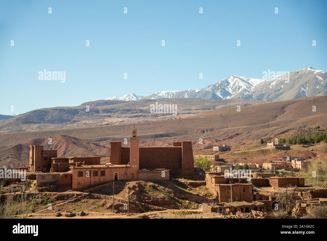 Vista sul villaggio in Alto Atlante zona di montagna del sud del Marocco Foto Stock