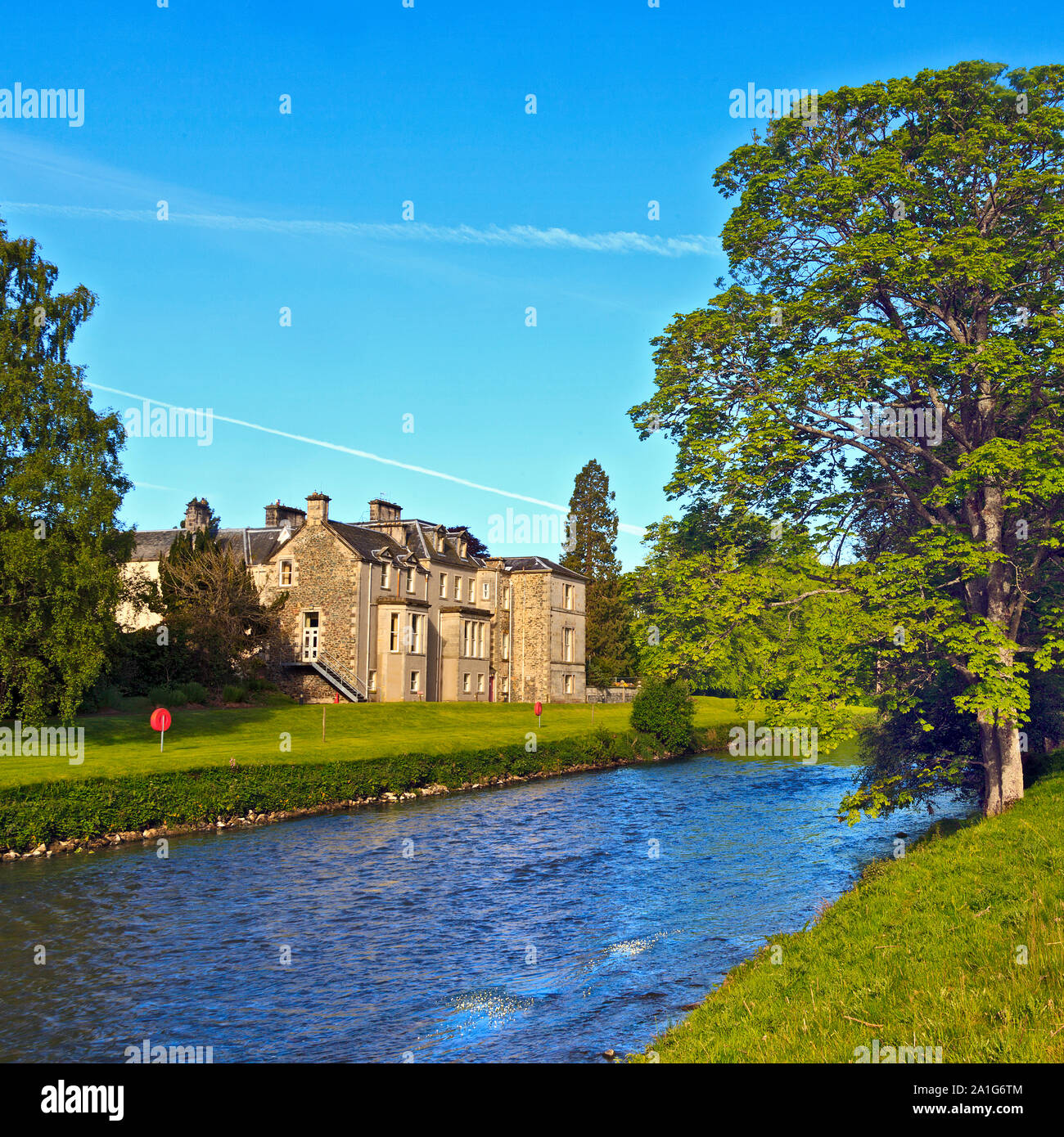 Il fiume Tweed vicino a Peebles, Scozia Foto Stock