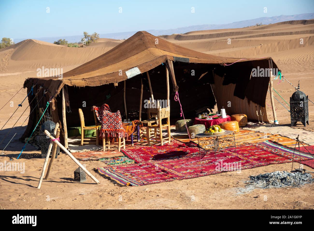 Tenda nomade nel deserto del Marocco Foto Stock