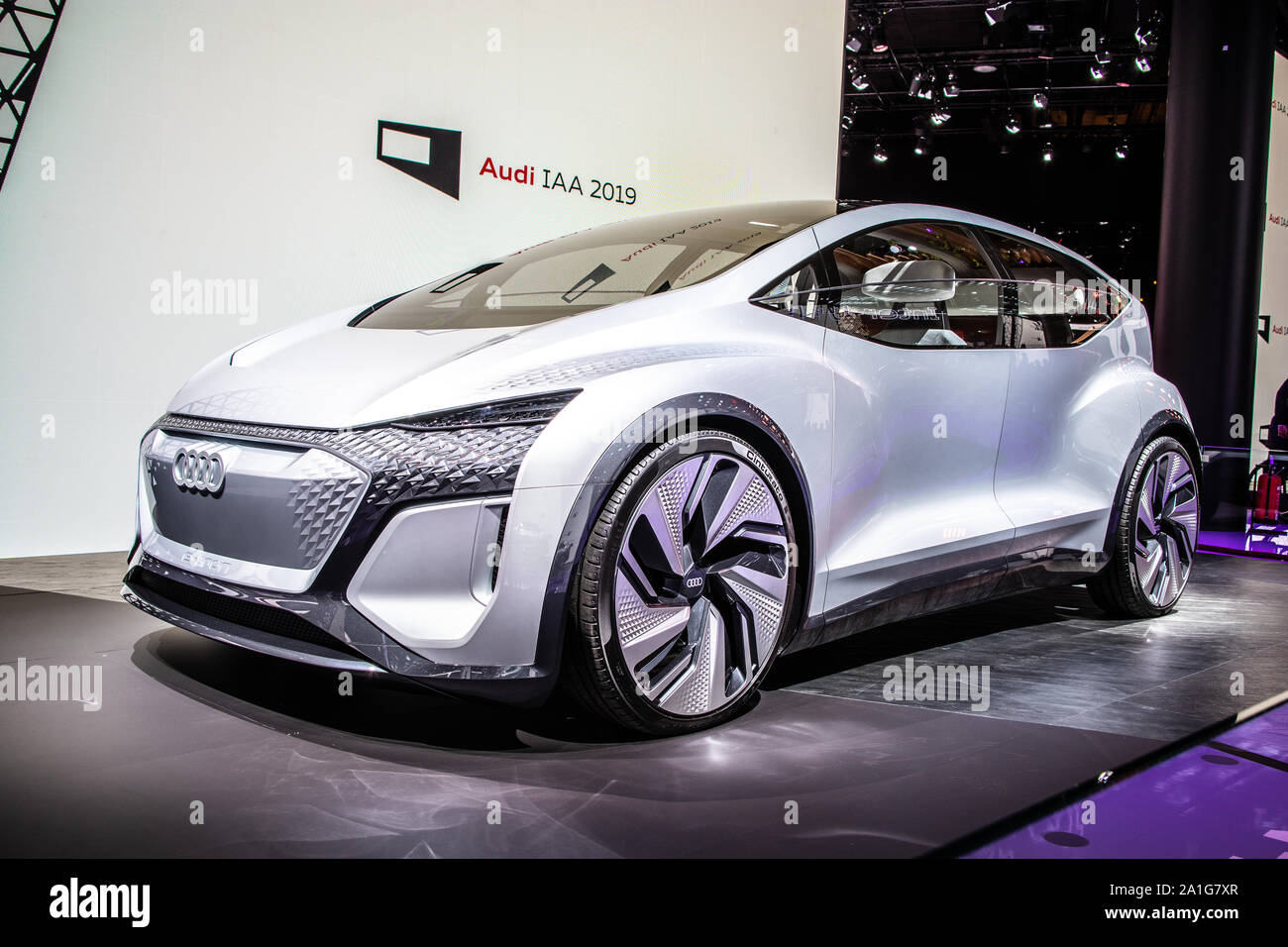 Francoforte, Germania, Sep 2019 nuovo tutti elettrici Audi A1:ME e-tron concetto, azionamento automatico auto compatta per megalopoli di domani, il prototipo da Audi Foto Stock