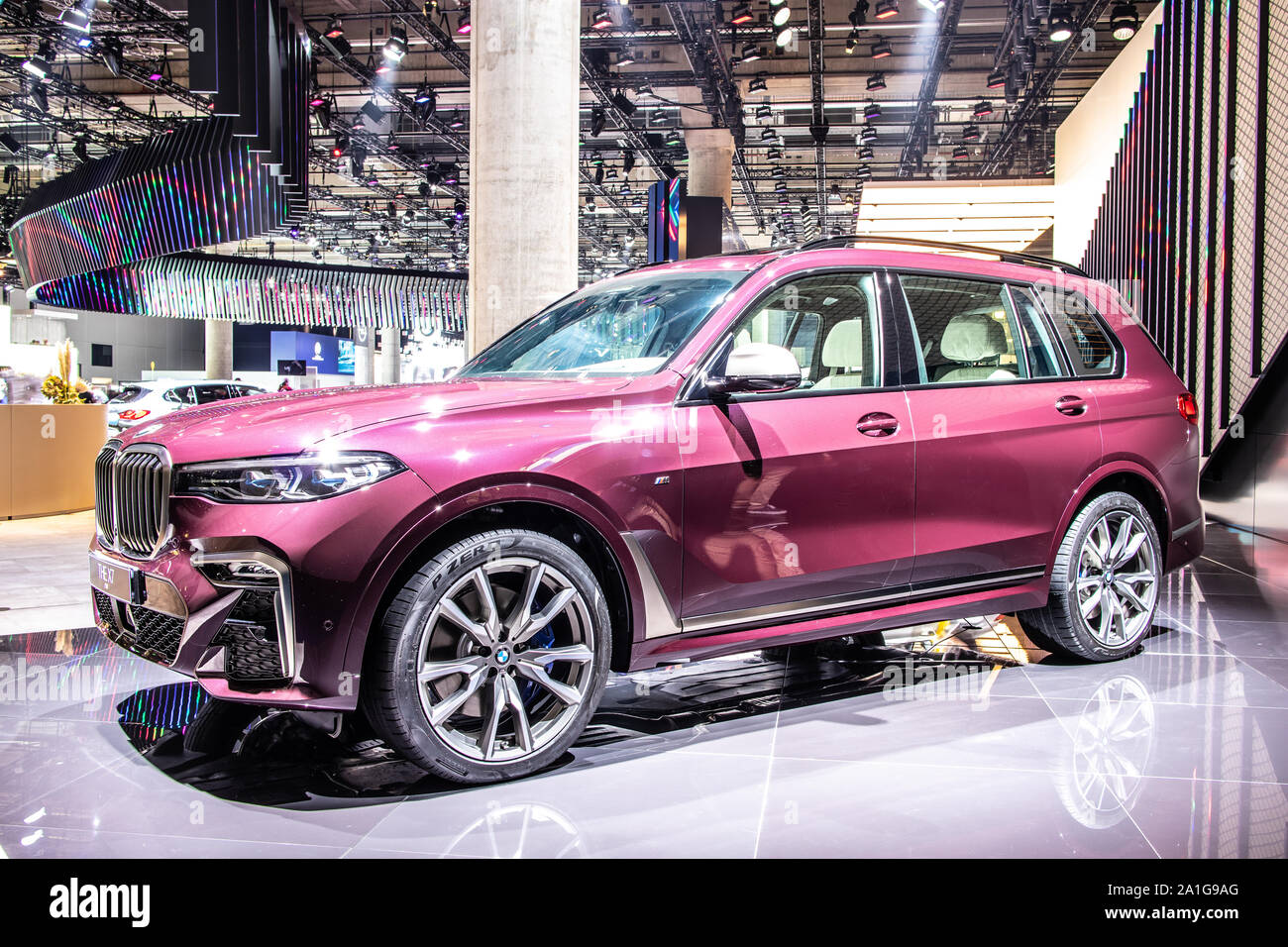 Francoforte, Germania, Sep 10, 2019: tutti i nuovi BMW X7 produzione di auto a IAA, G07 2020 anno modello SUV fabbricati e commercializzati dalla BMW Foto Stock