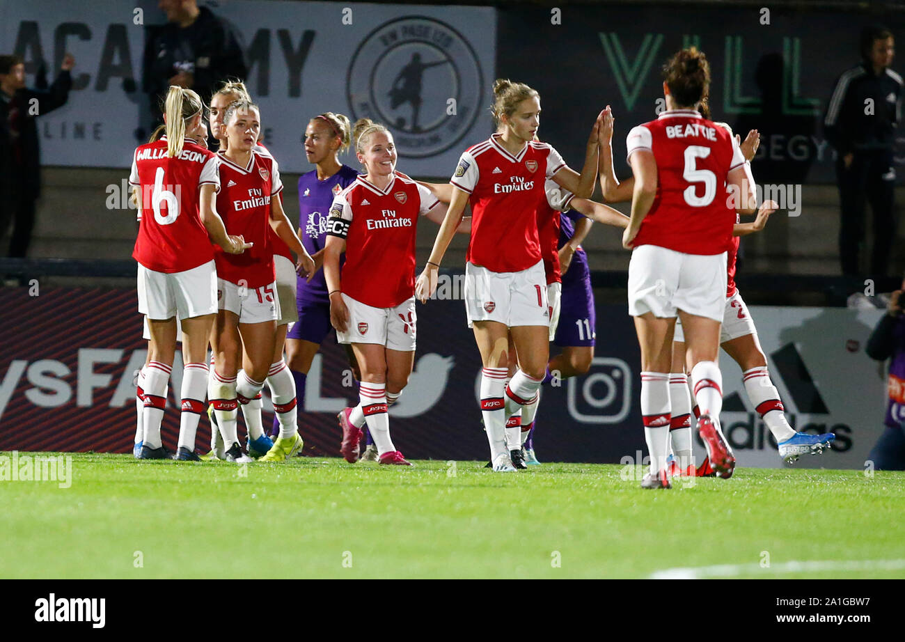 Boreham Wood, Regno Unito. 26 Sep, 2019. BOREHAMWOOD, Inghilterra - 26 settembre: Kim poco di Arsenalcelebrates il suo obiettivo durante femminile UEFA Champion League Round 32 seconda gamba match tra Arsenal donne e donne Fiorentina a Prato Park Stadium il 25 settembre 2019 a Borehamwood, Inghilterra Credit: Azione Foto Sport/Alamy Live News Foto Stock