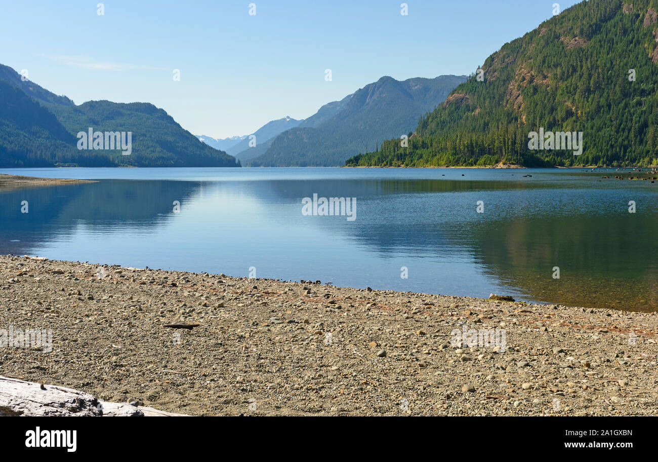Buttle Lago in Strathcona Provincial Park in British Columbia Foto Stock