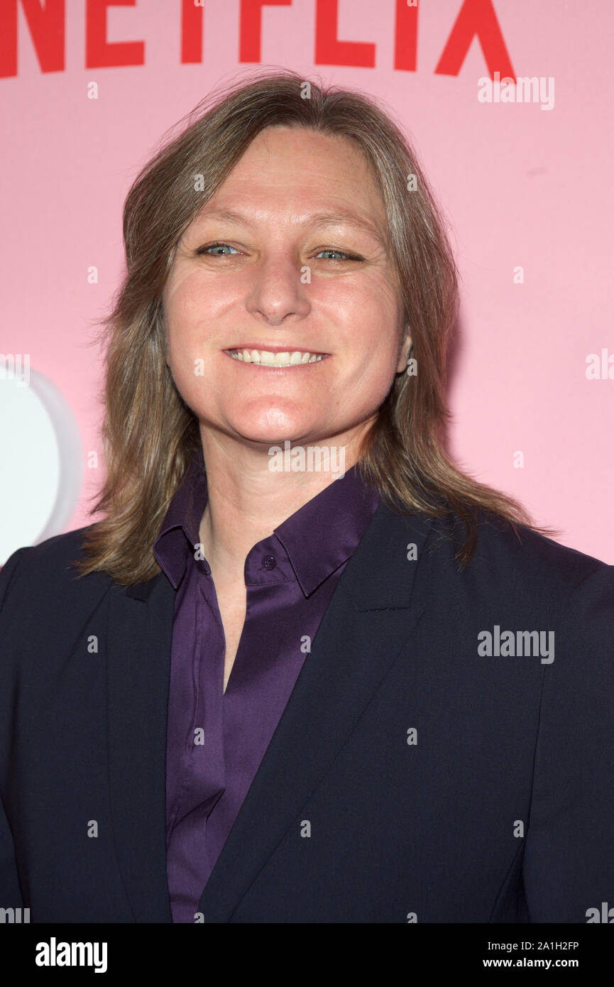 New York, NY, STATI UNITI D'AMERICA. 26 Sep, 2019. Cindy Holland alla premiere di Netflix è il candidato alla DGA Theater di New York il 26 settembre 2019. Credito: John Palmer/media/punzone Alamy Live News Foto Stock