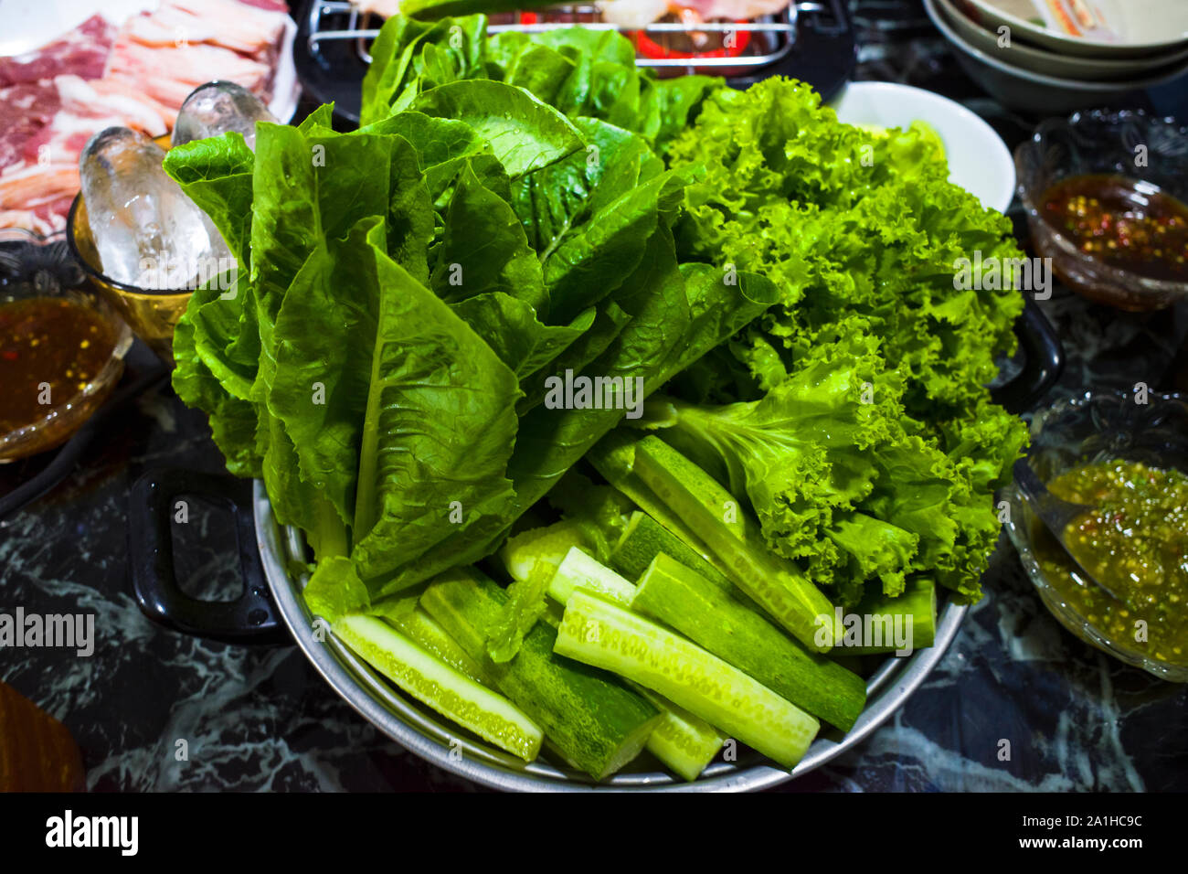 Fresco e salutare insalata verde vegetale. Foto Stock