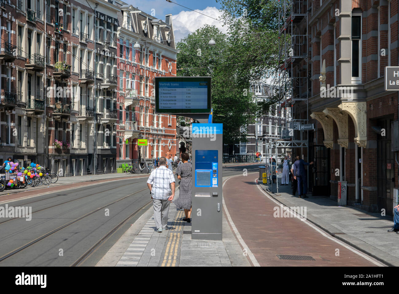 La fermata del tram in Marnixstraat Street a Amsterdam Paesi Bassi 2019 Foto Stock
