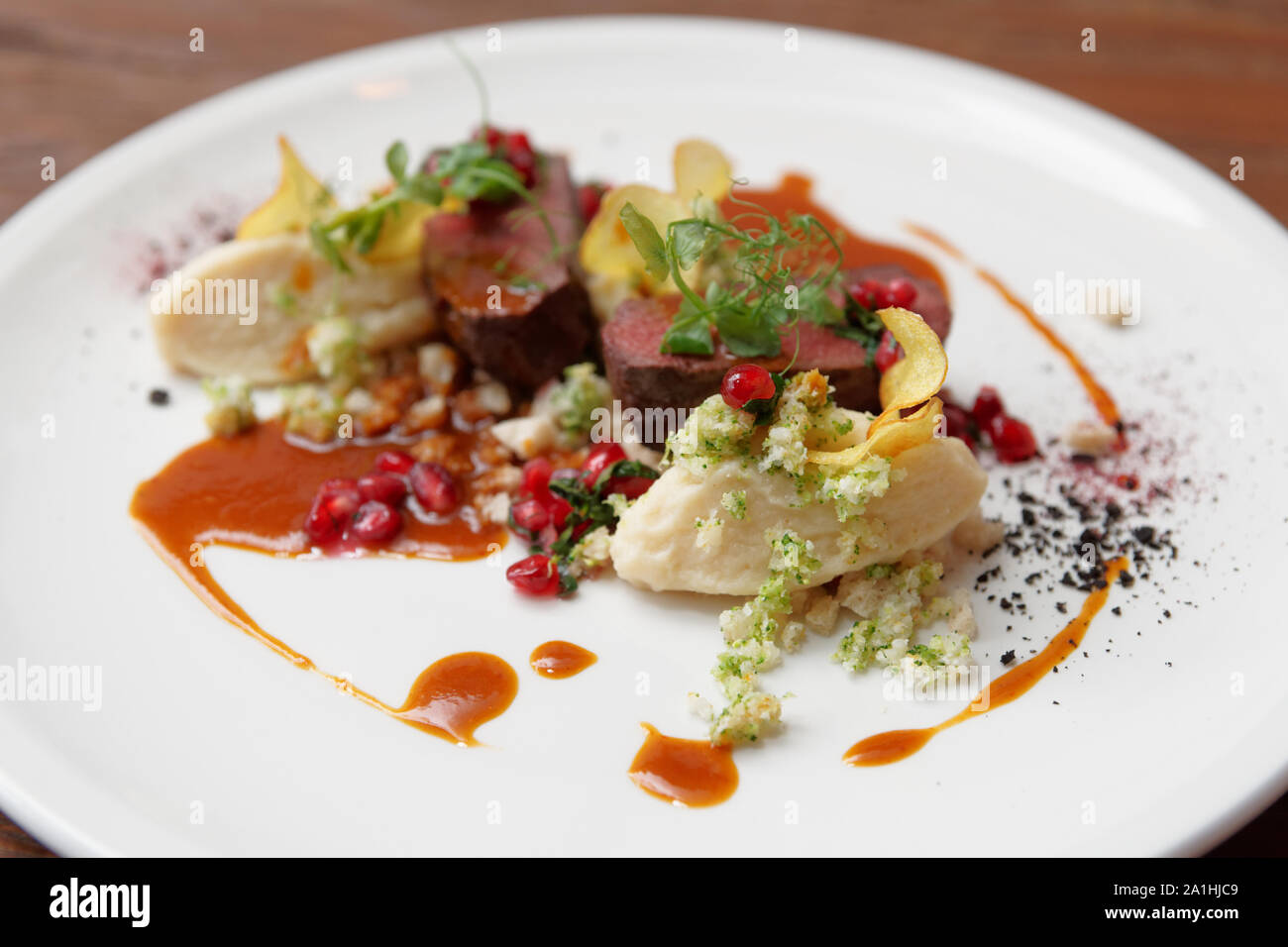 Filetto di cervo e purea di patate piatto gourmet Foto Stock