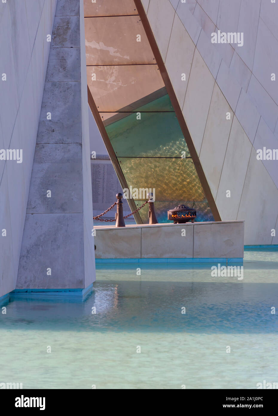 Monumento ai veterani di oltremare, Monumento aos Combatentes do Ultramar, fortezza Forte do Bom Sucesso, Belém, Lisbona, Portogallo, Europa Foto Stock