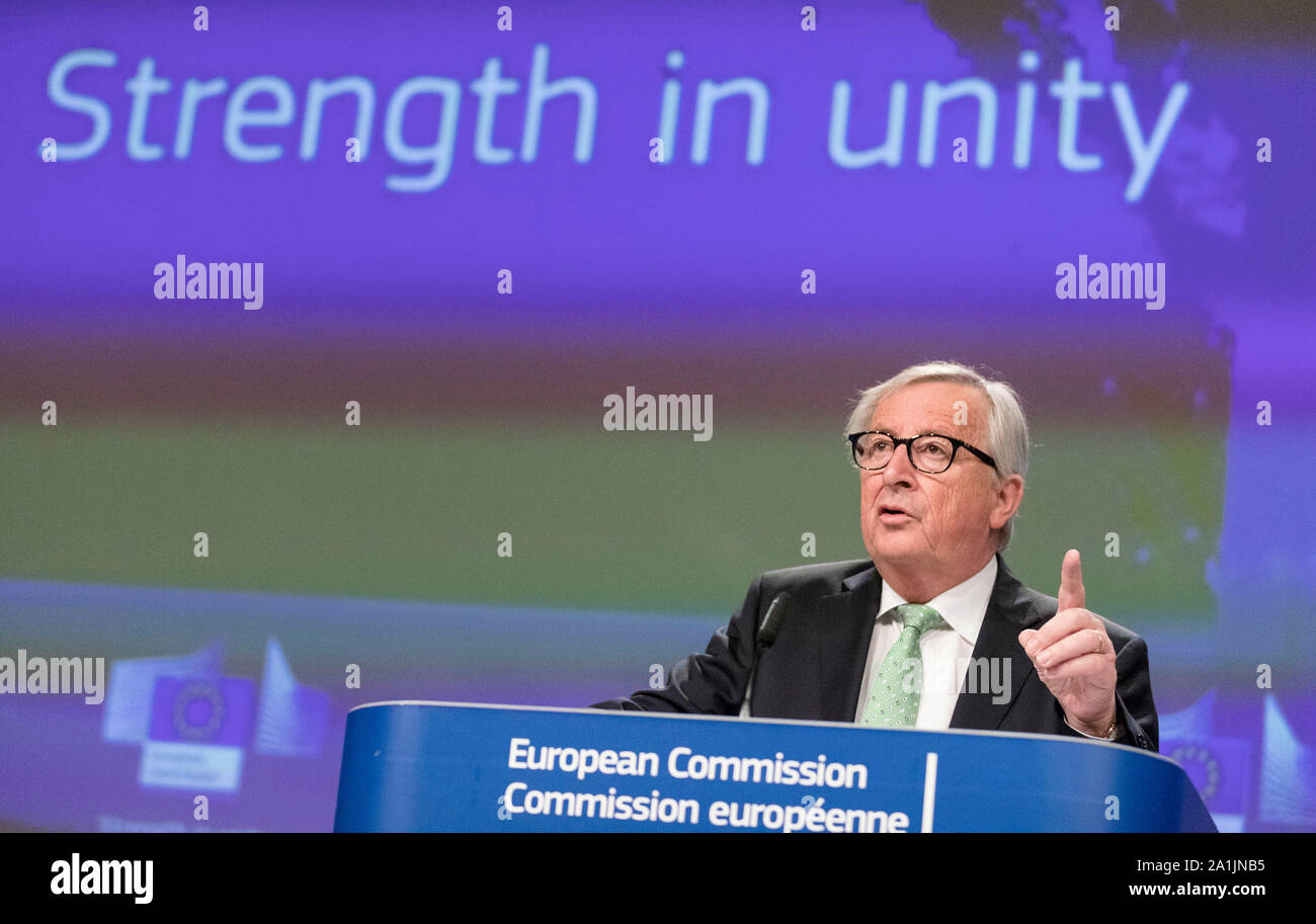 Il Belgio a Bruxelles in maggio 07, 2019: Jean Claude Juncker, presidente della Commissione europea, per partecipare ad una conferenza al Berlaymont, tenendo stock Foto Stock