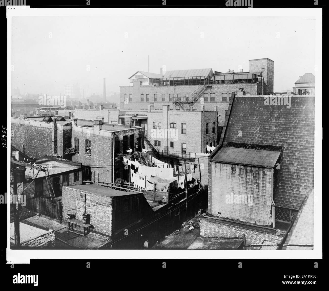 No. 224 - Chicago - Scuole n. 1 e n. 2 - esterno - mostra quartiere Foto Stock