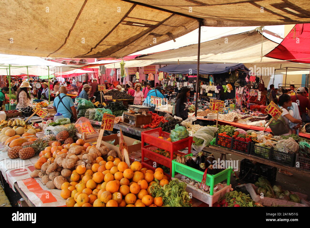 Luogo di mercato messicano in comune di Otumba, Stato del Messico. Foto Stock