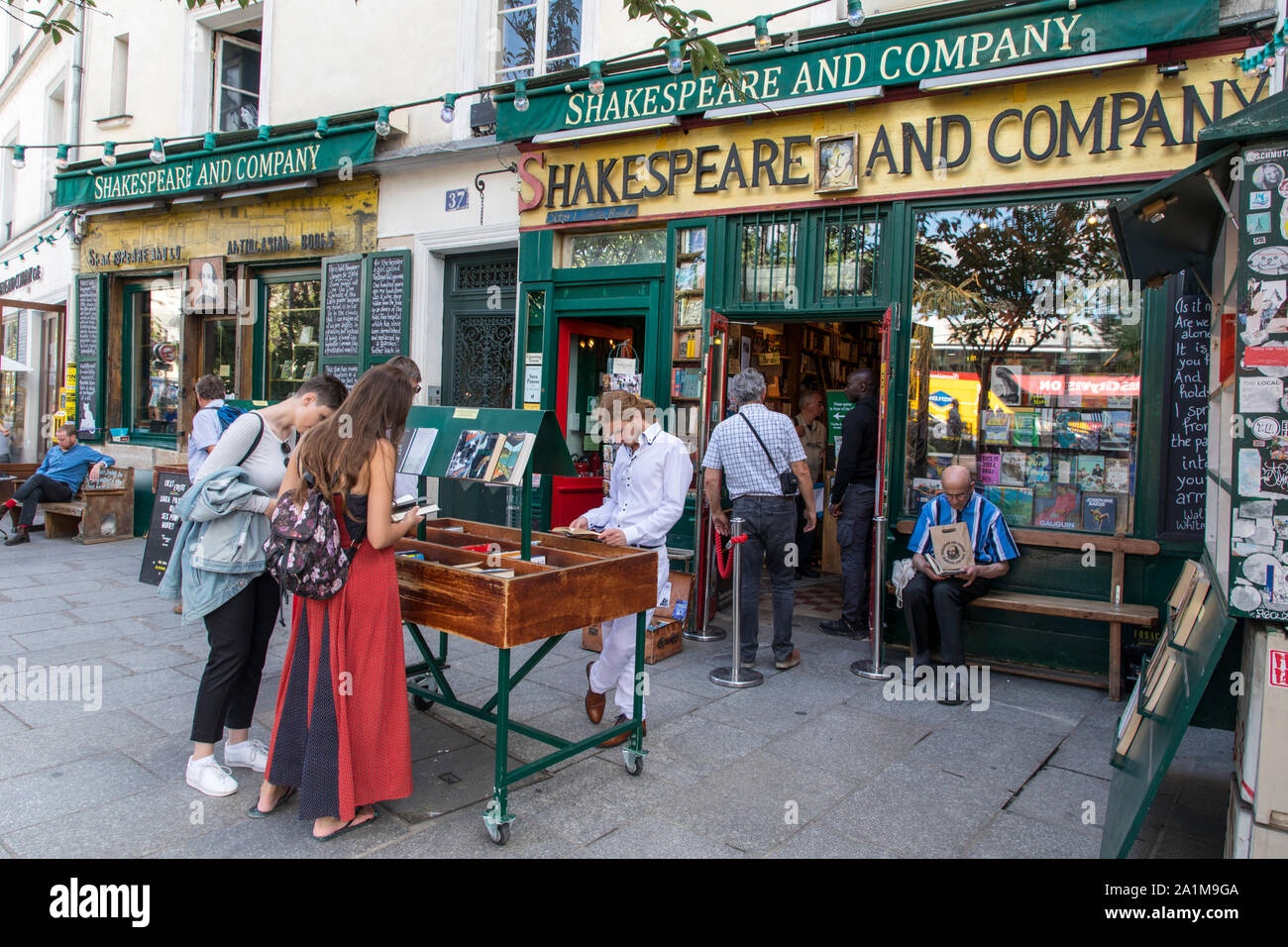 Shakespeare and Company book shop, Parigi, Francia. Foto Stock