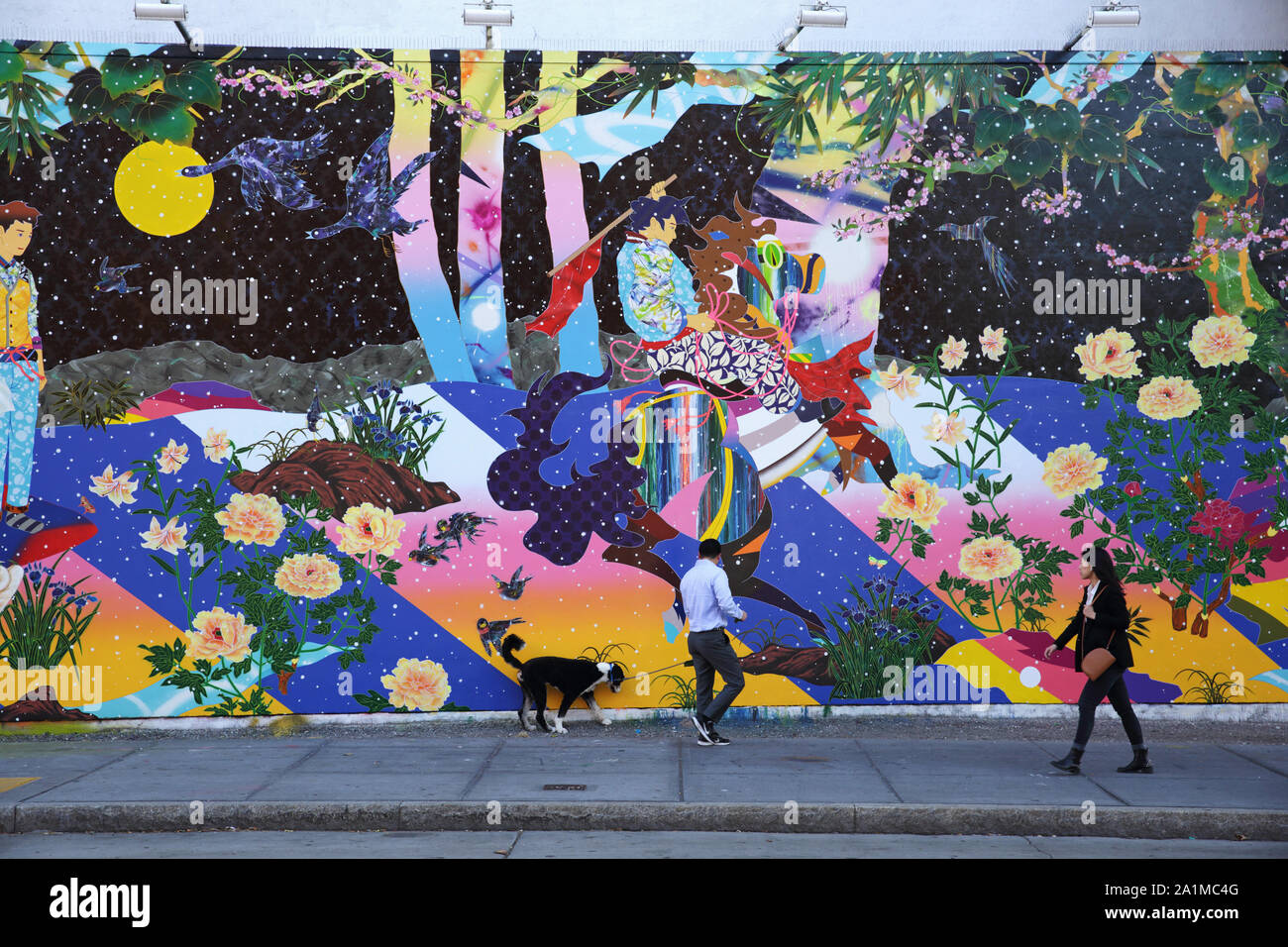 New York, NY, Stati Uniti d'America - 27 Settembre 2019: vista dell'arte pittura da Tomokazu Matsuyama sulla Bowery parete murale in corrispondenza della zona di spigolo di Houston Street un Foto Stock