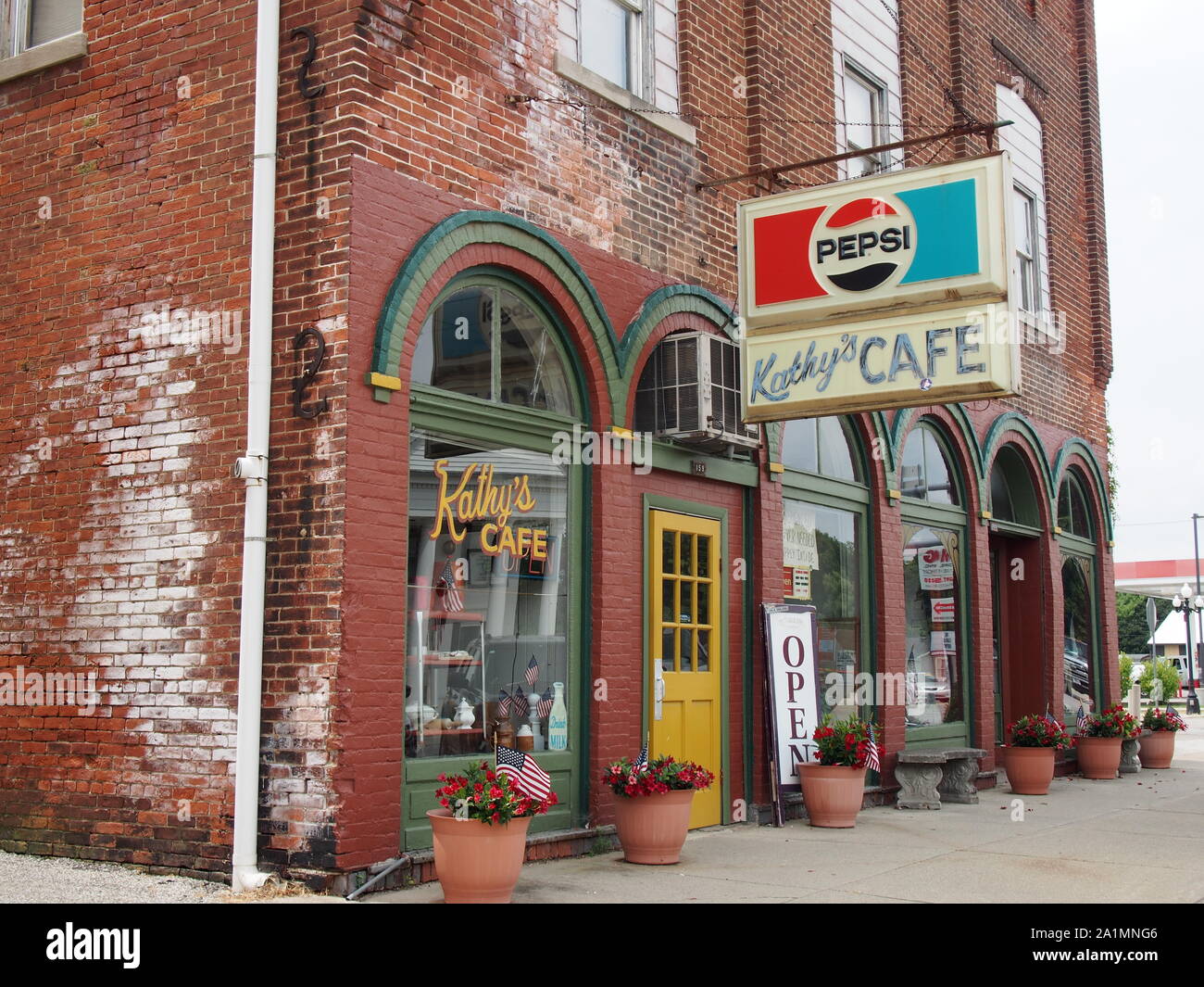 Kathy's Cafe nel piccolo Midwestern città americana di Morgantown, Indiana, Stati Uniti d'America, 29 luglio 2019, © Katharine Andriotis Foto Stock