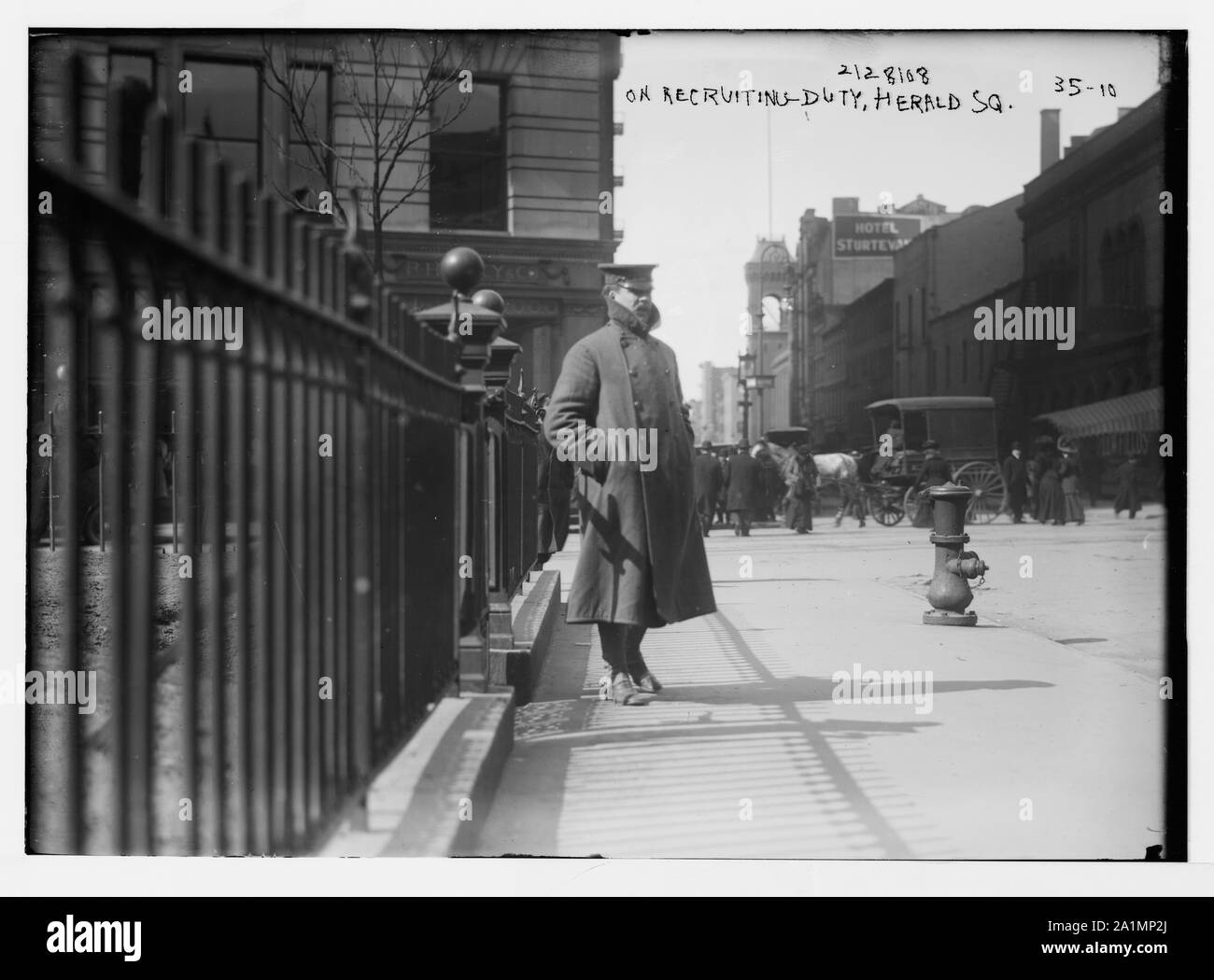 Sul reclutamento di dovere, Herald Sq. [New York] Foto Stock