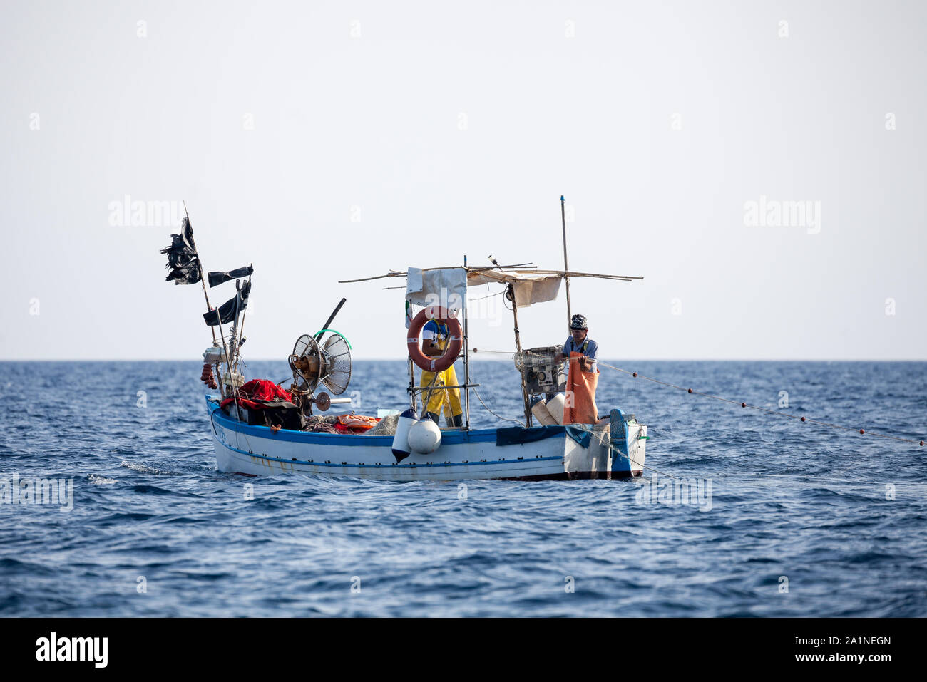 Barca di giorno della sardegna immagini e fotografie stock ad alta ...