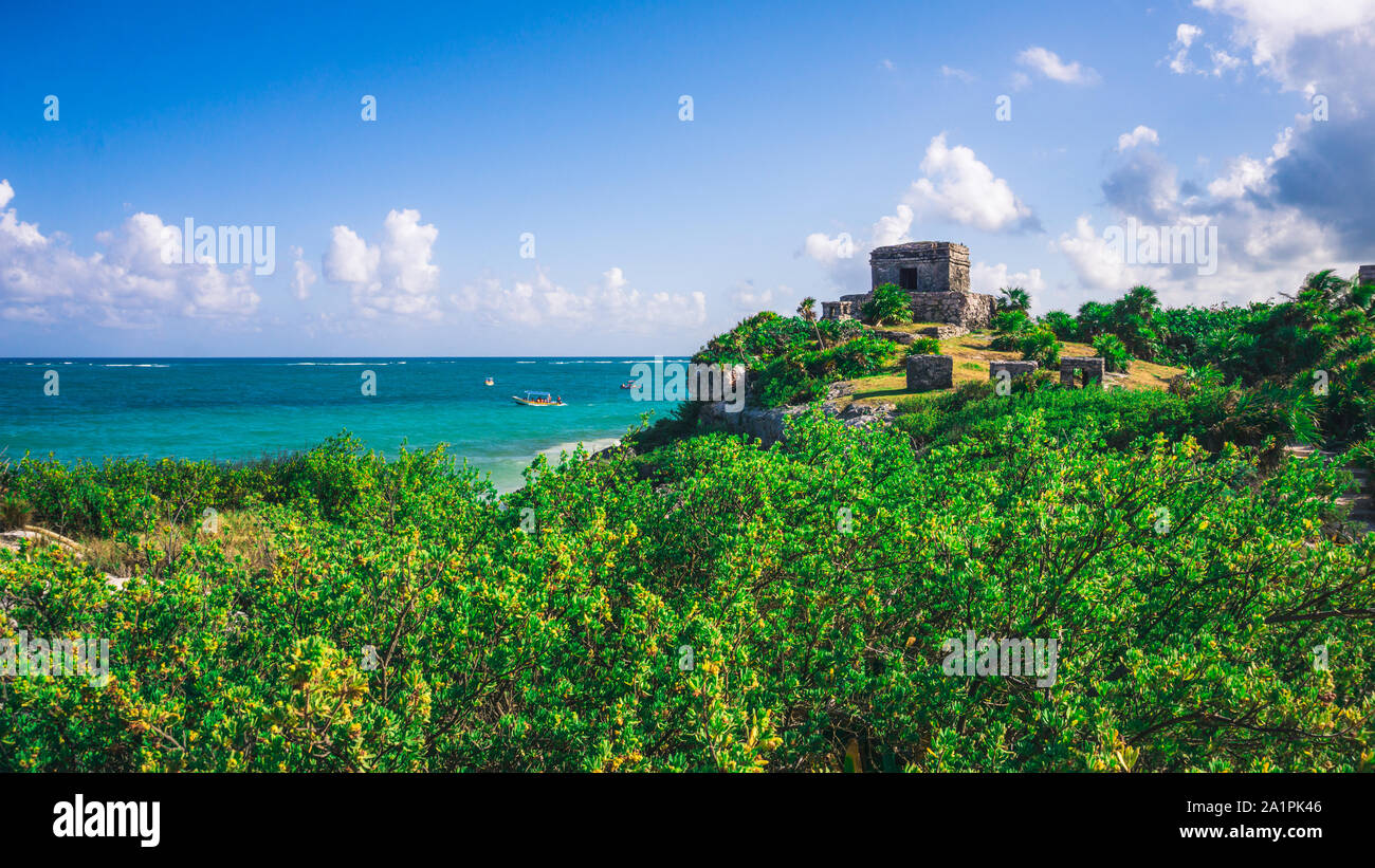 Rovine Maya con vista oceano in Yucatan, Messico Foto Stock