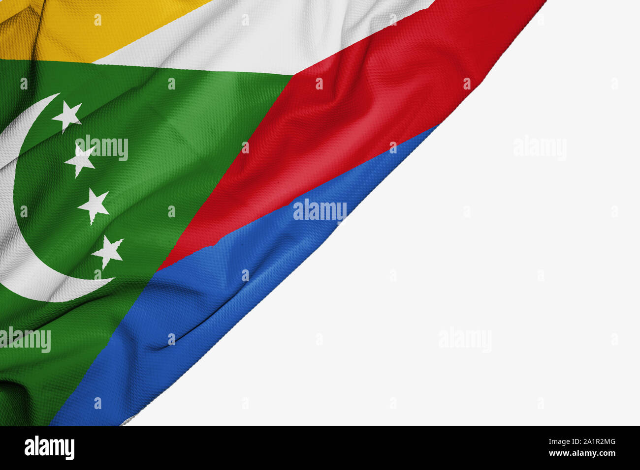 Comore bandiera di tessuto con copyspace per il testo su sfondo bianco Foto Stock