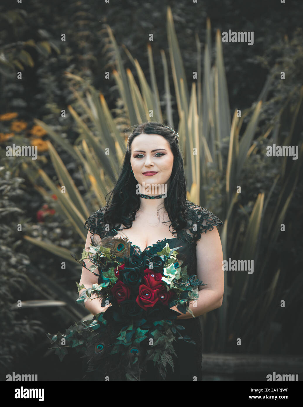 Abito Da Sposa Nero Immagini e Fotos Stock - Alamy
