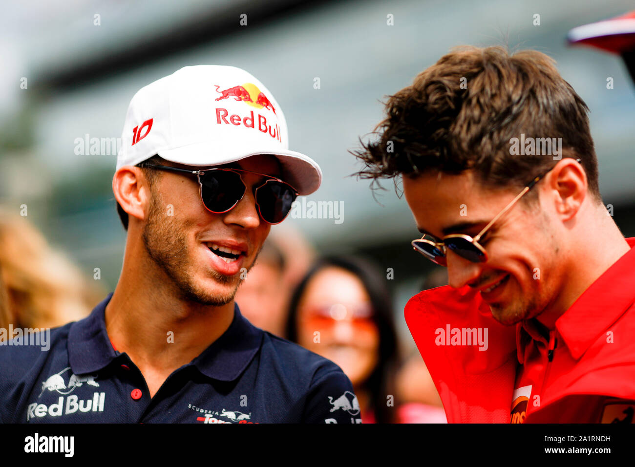 CHARLES LECLERC della Scuderia Ferrari e PIERRE GASLY della Scuderia Toro Rosso in Formula 1 Gran Premio d Italia a Monza Eni il circuito di Monza Italia Foto stock Alamy