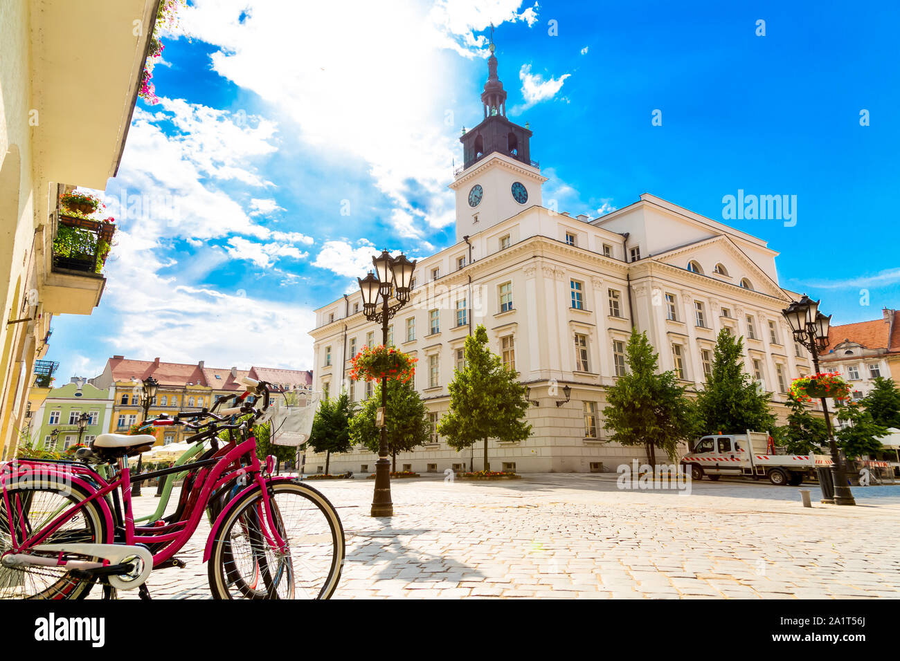 Piazza della Città Vecchia con il municipio di città di Kalisz, Polonia Foto Stock