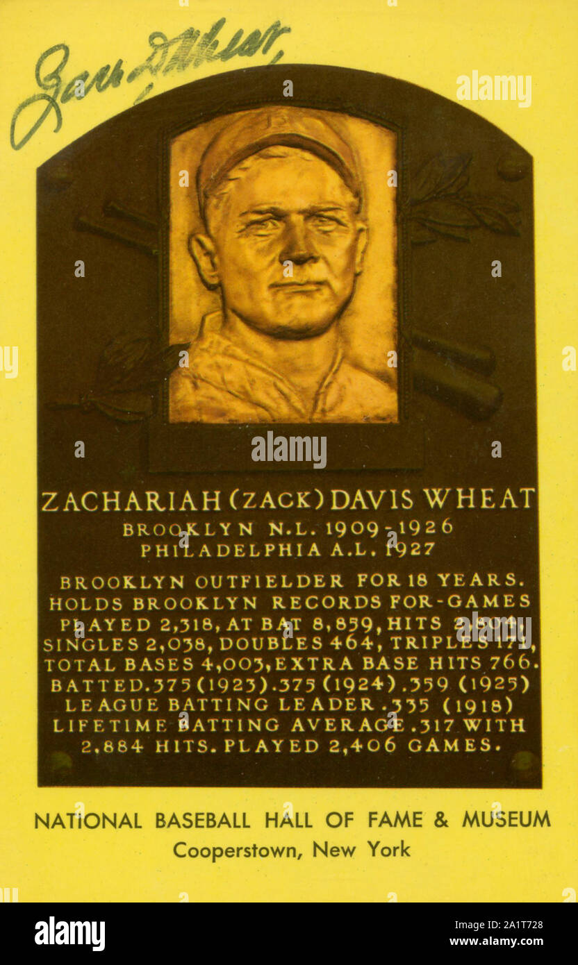 National Baseball Hall of Fame cartolina ricordo raffigurante la placca e autografati da Zack di frumento. Foto Stock