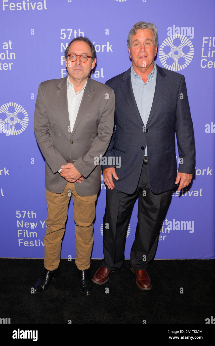 New York, Stati Uniti d'America. 28 Sep, 2019. Michael Barker e Tom Bernard partecipare del dolore e della gloria premiere durante la 57a New York Film Festival di Alice Tully Hall, Lincoln Center di New York City. Credito: SOPA Immagini limitata/Alamy Live News Foto Stock