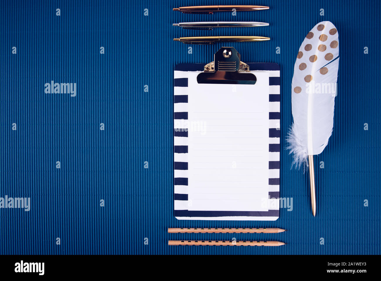 Parte di una serie che descrive in dettaglio di forniture scolastiche. Foto Stock