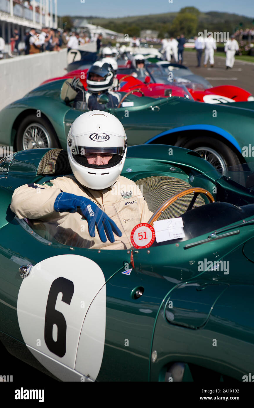 1957 Aston Martin DBR 1, (1959 Le Mans vincitore), nel 1959 RAC TT via Parade presso il Goodwood xiv sett 2019 a Chichester, Inghilterra. Copyri Foto Stock