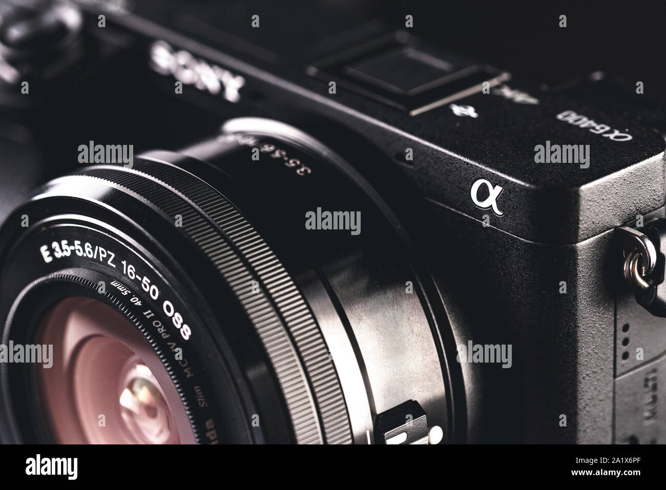 Videocamera Sony closeup di Alfa 6400 mirrorless Foto Stock