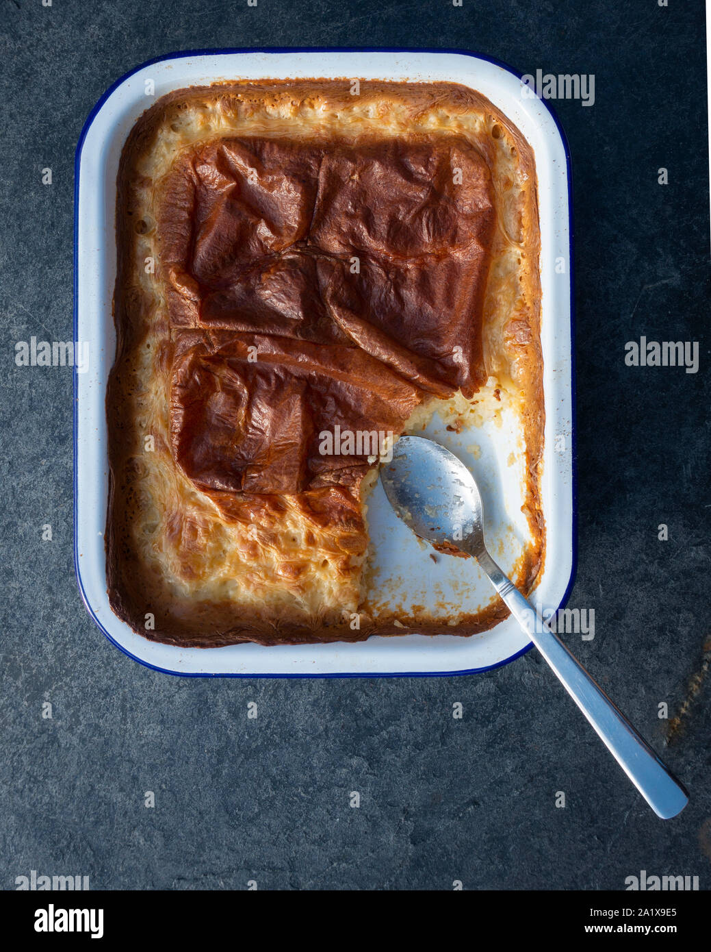 Un budino di riso al forno Foto Stock