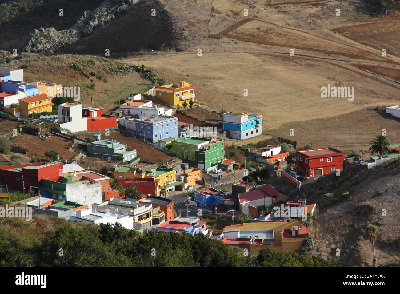 Villaggio, riserve della biosfera, Top di Anaga Mountain Park Drive, Tenerife, Isole Canarie, Spagna Foto Stock