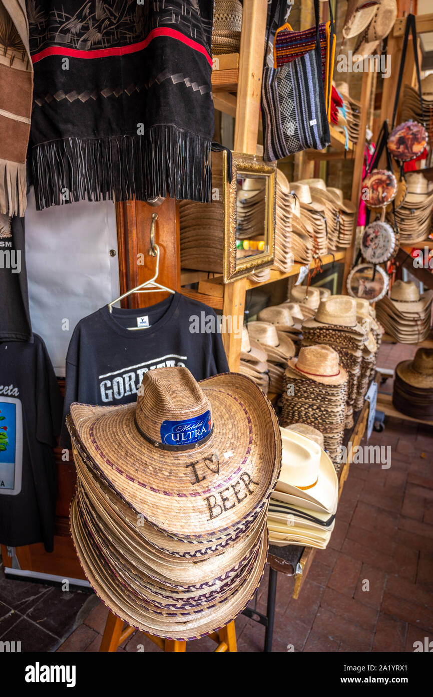 Cappelli da cowboy in vendita, San Antonio, Texas. Foto Stock