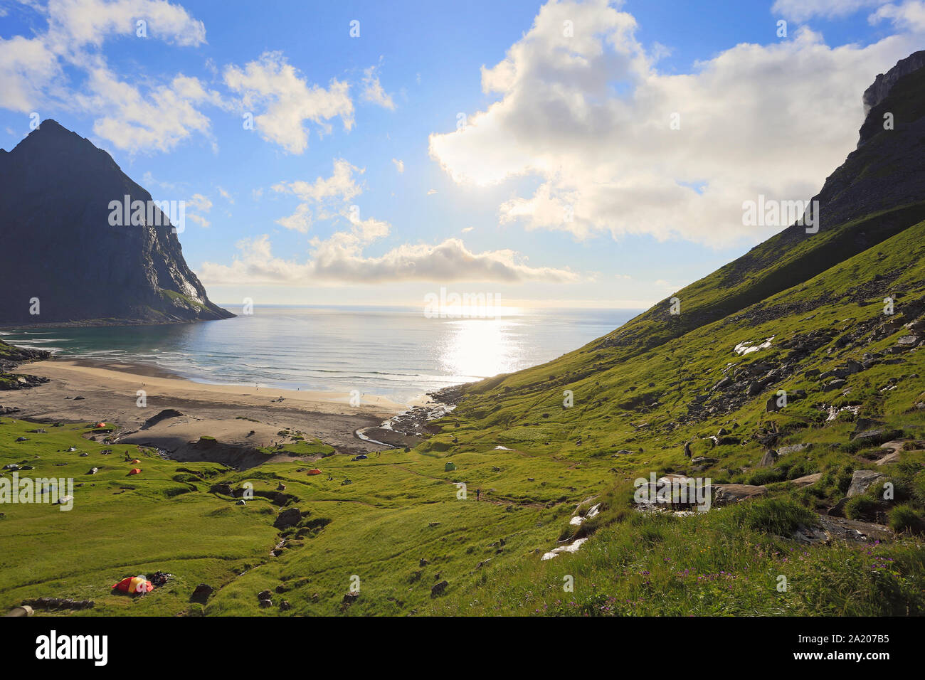 Spiaggia Kvalvika nelle Isole Lofoten in Norvegia Foto Stock