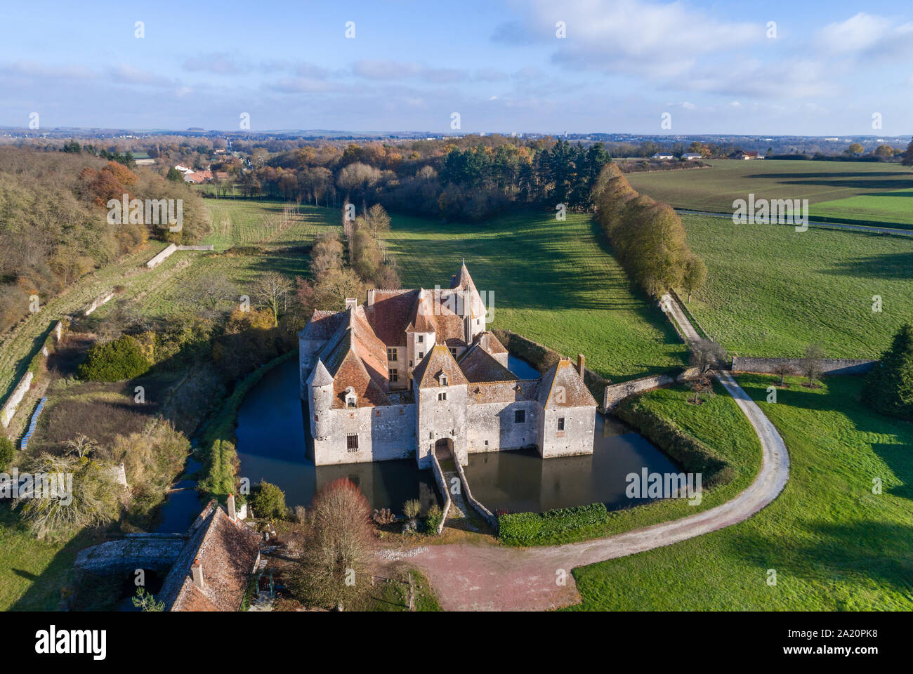 Francia, Cher, Berry, Boulleret, Buranlure CASTELLO (vista aerea) // Francia, Cher (18), Berry, Boulleret, château de Buranlure (vue aérienne) Foto Stock