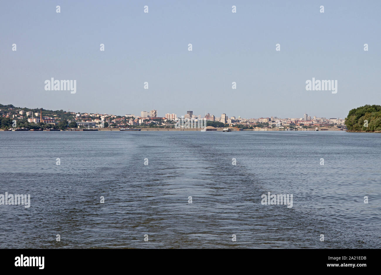 Vista della città di Belgrado dal fiume Danubio, Belgrado, Serbia. Foto Stock