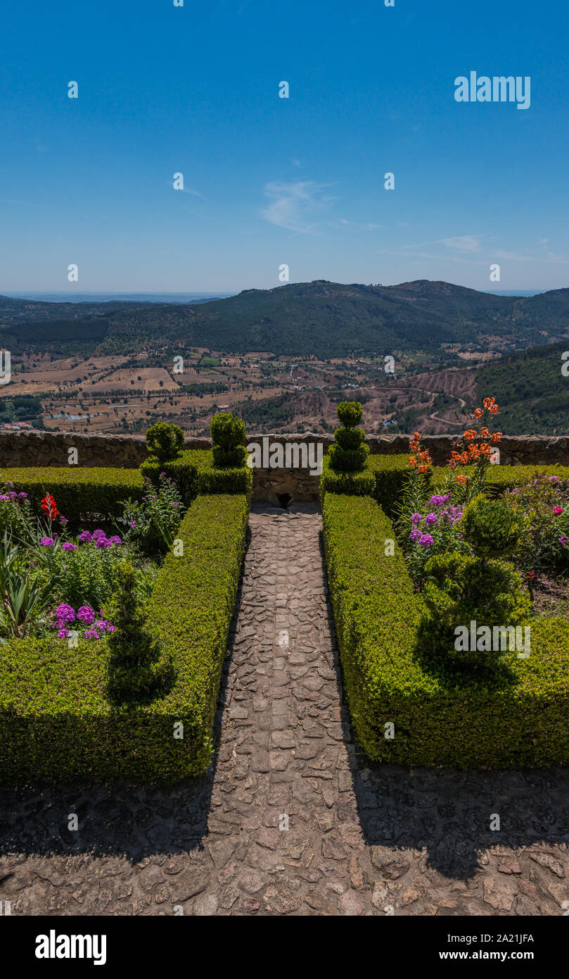 Una foto di una decorata graziosamente in giardino Marvão. Foto Stock