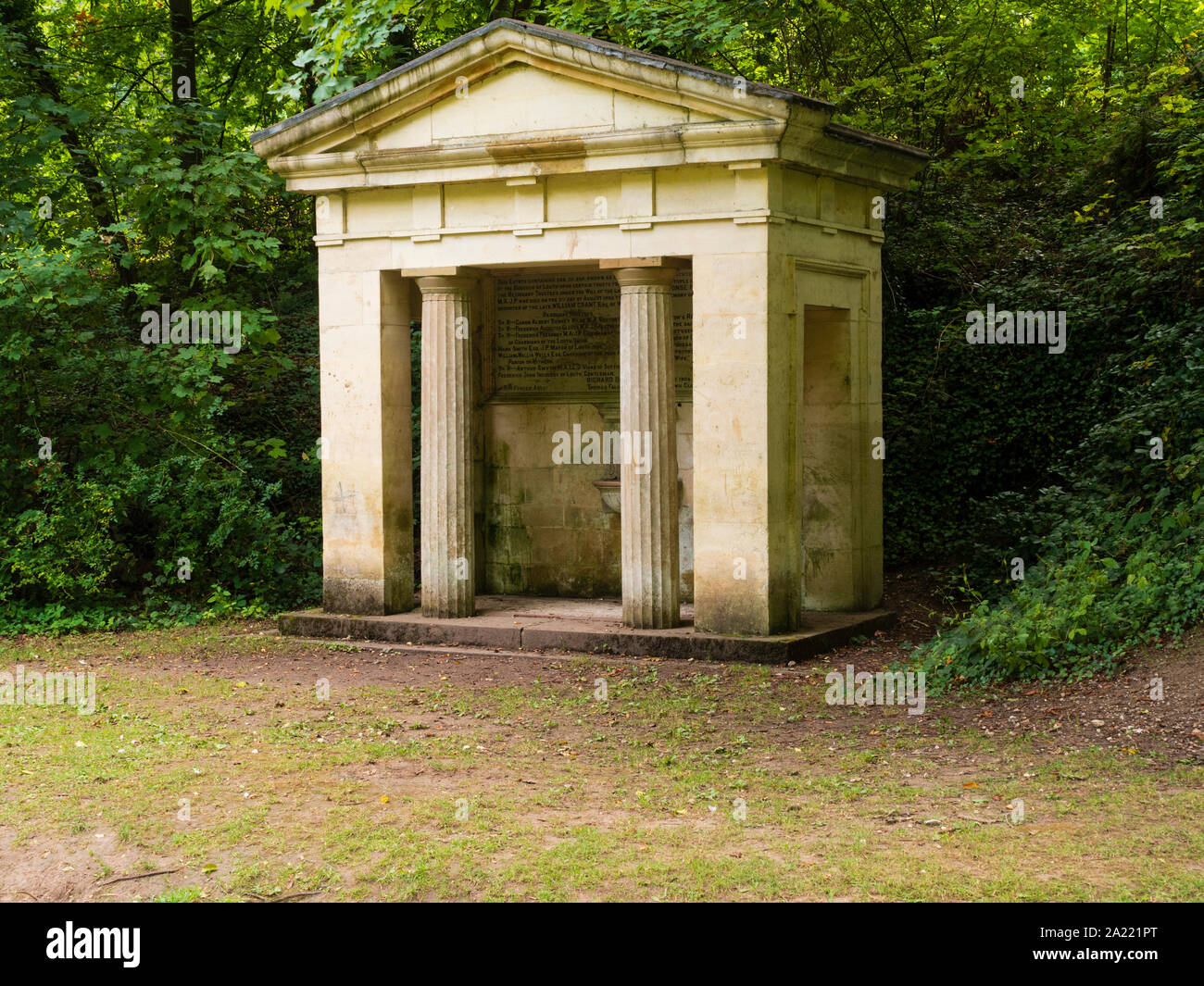 Il memorial Pahud fontanella in Hubbard's Hills, un'area di bellezza naturale in Louth, Lincolnshire Foto Stock