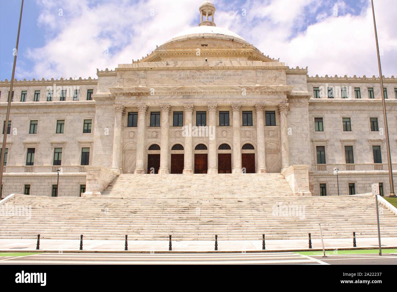 Vista esterna del Campidoglio palazzo del governo dell'assemblea legislativa di Puerto Rico. Foto Stock