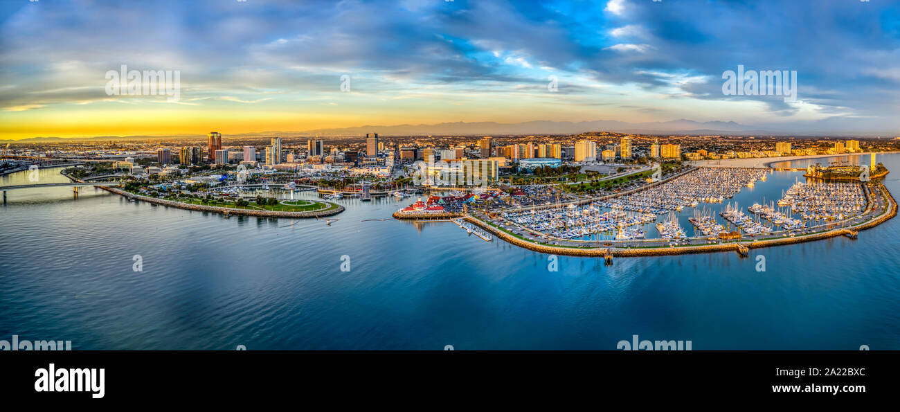 Long Beach City panoramico con tramonto spettacolare Foto Stock