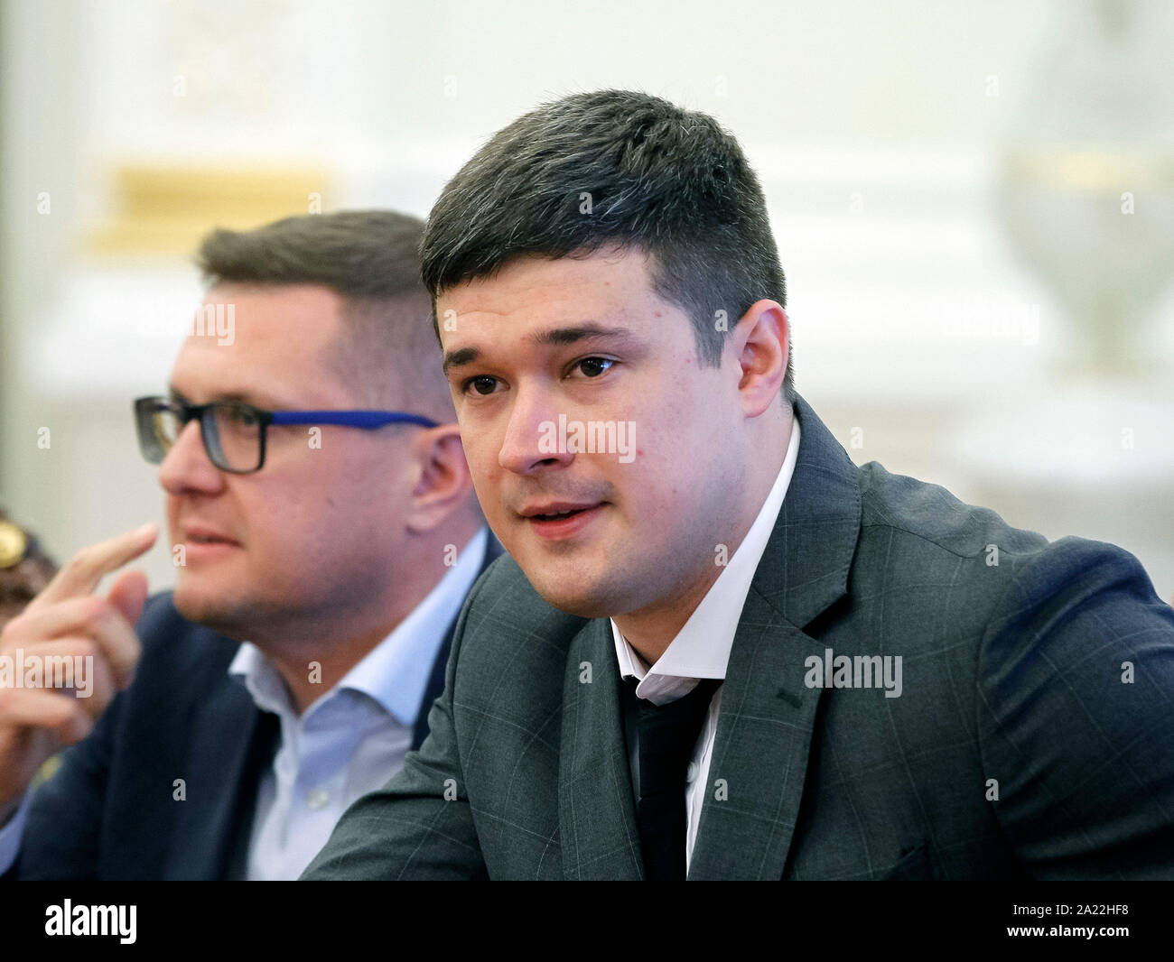 Il vice primo ministro dell'Ucraina, Ministro della trasformazione digitale Mykhailo Fedorov visto durante una riunione presso l'ufficio presidenziale a Kiev. Foto Stock