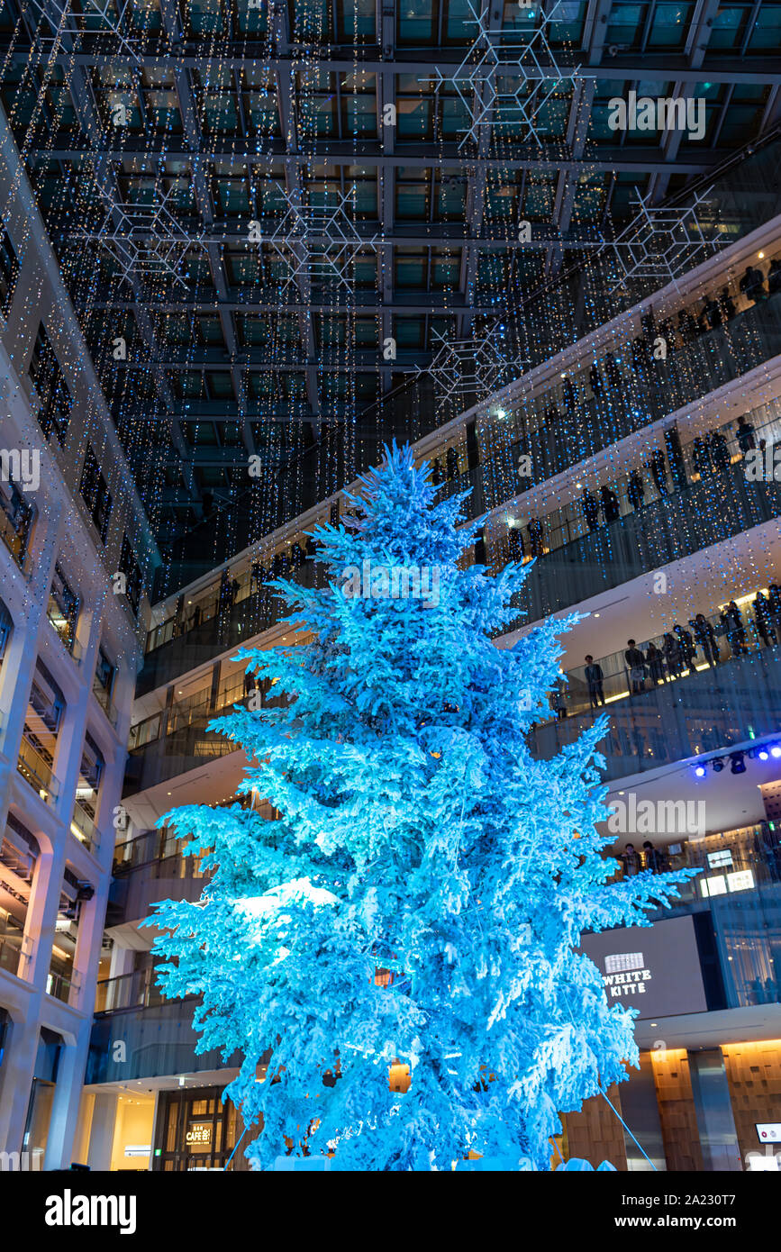 KITTE BIANCO INVERNO festival di illuminazione, famosa luce romantica di eventi in città, bella vista, popolari attrazioni turistiche, meta di viaggio Foto Stock