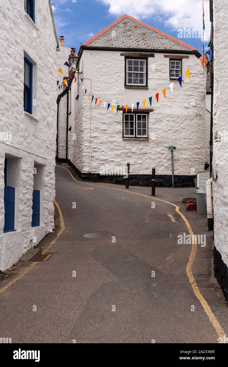 Casette imbiancate a gorran haven sulla South Cornish Coast, Inghilterra Foto Stock