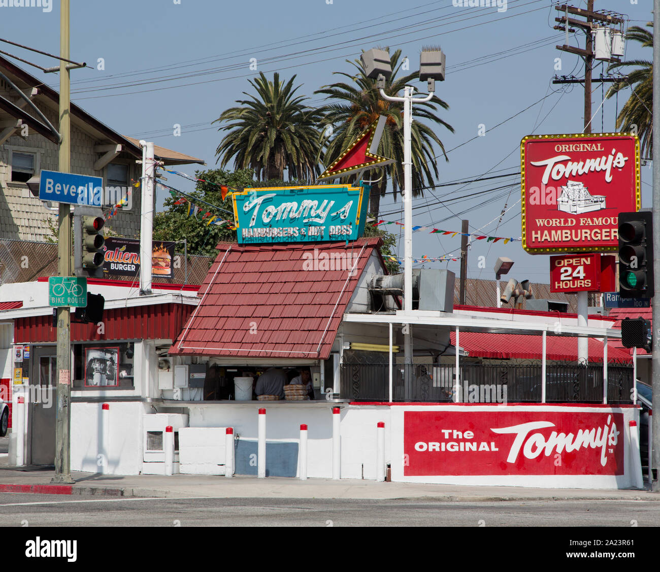 Originale di Tommy è famosa in tutto il mondo hamburger, Los Angeles, California Foto Stock