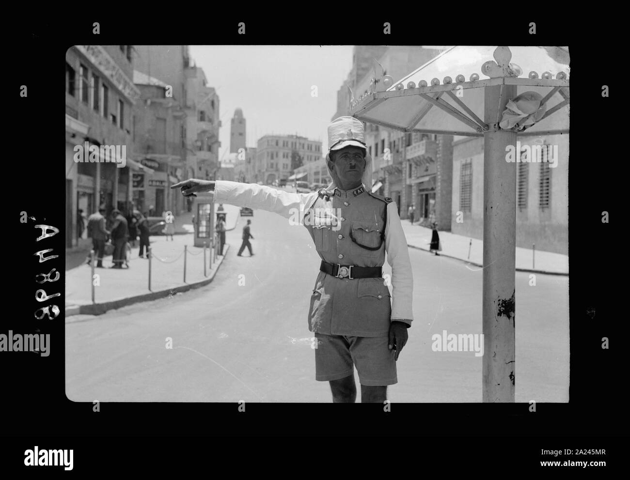 Pal, vale a dire la polizia palestinese su point duty Foto Stock