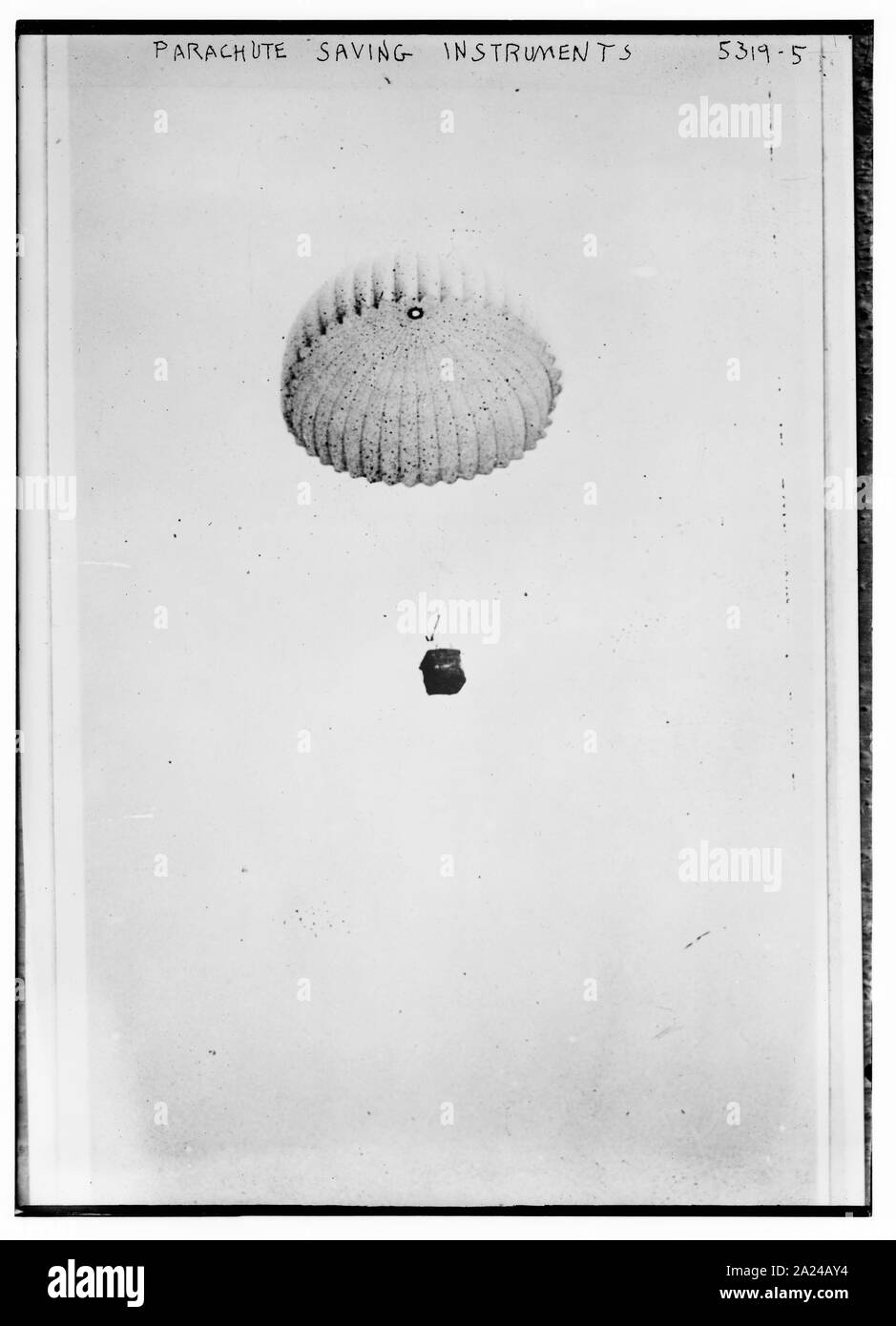 Paracadute di strumenti di risparmio Foto Stock