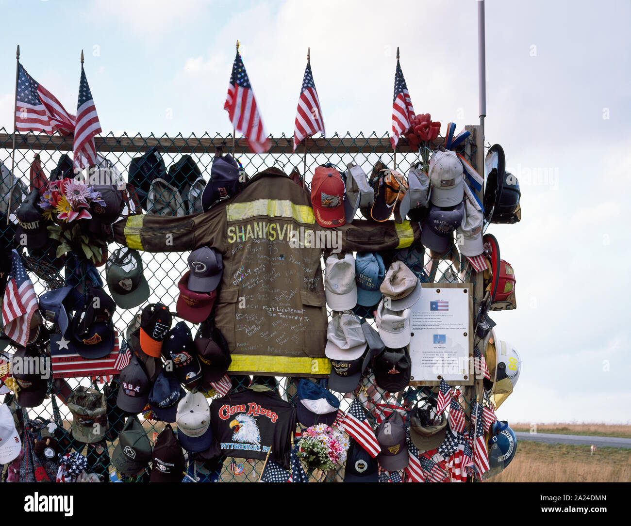 Parte di un informale memoriale per le vittime del Regno volo 93, che si è schiantato in un vicino campo dopo i passeggeri hanno combattuto con dirottatori che aveva preso il piano ed è diretto a Washington durante gli attacchi terroristici del 9/11/2001 Foto Stock