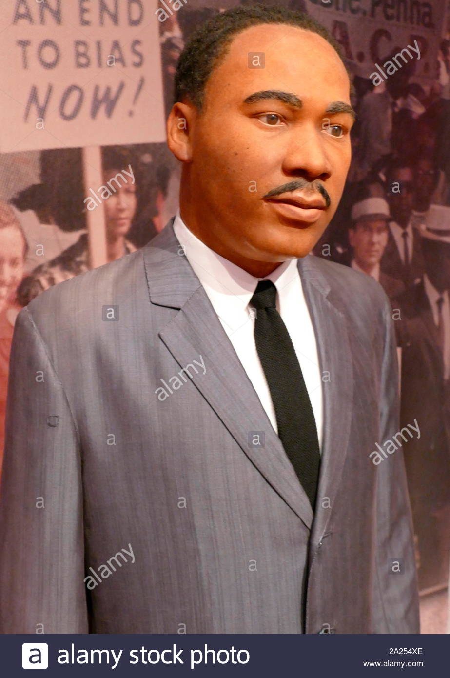 Waxwork statua raffigurante Martin Luther King Jr. (1929 - 1968), American ministro battista e attivista che divenne il più visibile portavoce e leader del movimento per i diritti civili Foto Stock