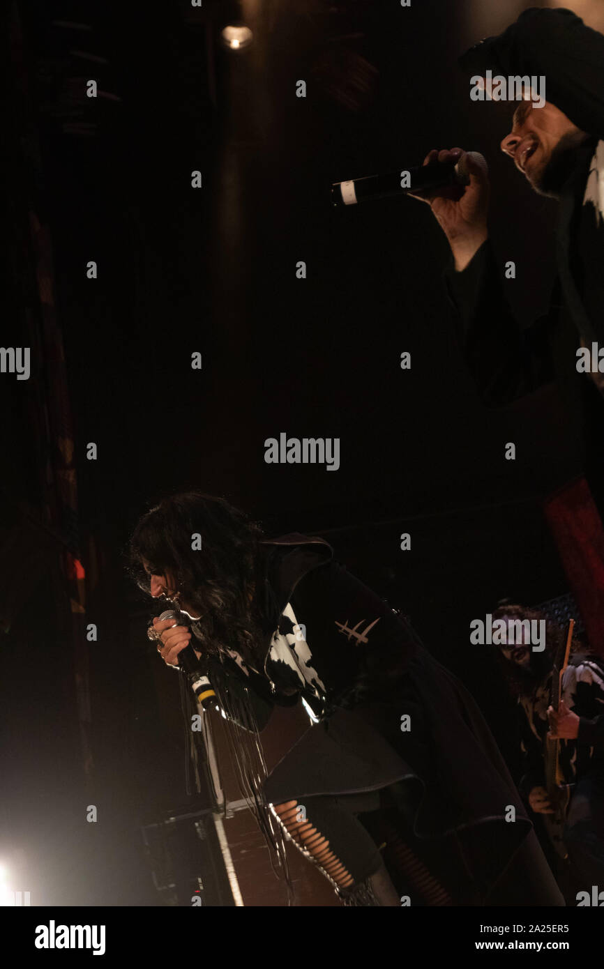 Settembre 29, 2019: Andrea Ferro (R), Diego Cavalotti (M), e Cristina scabbia (L) di lacuna Coil eseguire presso la Casa dei Blues. (Credito Immagine: © Rishi Deka/ZUMA filo) Foto Stock